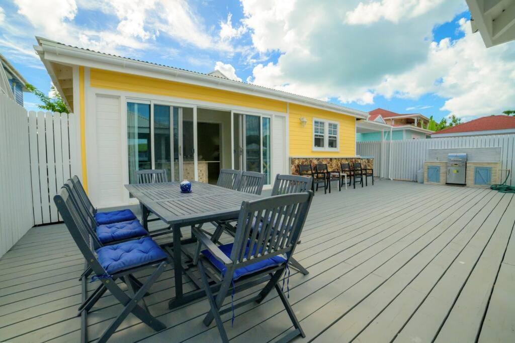 Attractive 3-Bedroom Home - Harbour Breeze Jolly Harbour Exterior foto